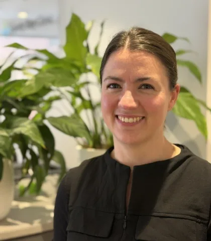 Dr Bronwyn Tidey